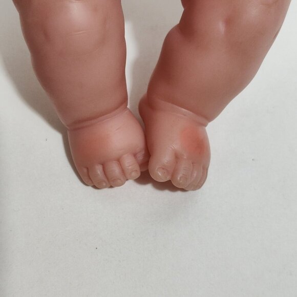 Berenguer Lil Cutie Doll Brown Eyes Pink Bow Posable Vinyl Girl 9" 2014 FLAWS - Picture 7 of 7